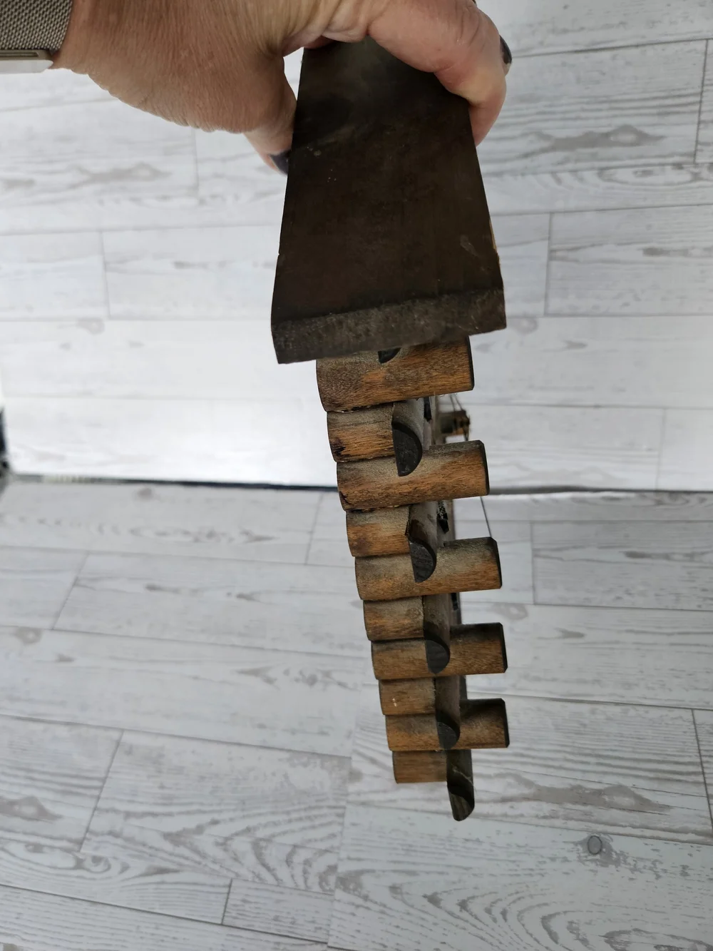 Log Cabin Wall Clock - Rustic Brown Vintage